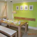 Garni & Oma's Heuhotel 'pension Zur Galerie'