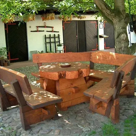 Garni&oma's Heuhotel 'pension Zur Galerie' Penzion Barby