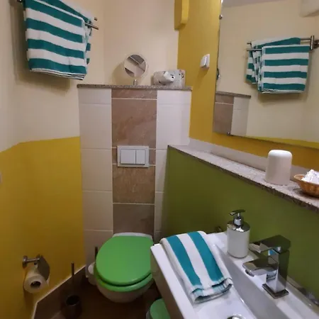 Garni&oma's Heuhotel 'pension Zur Galerie'