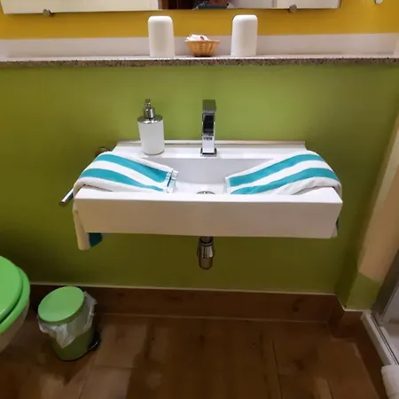 Garni & Oma's Heuhotel 'pension Zur Galerie' Pensjonat Barby