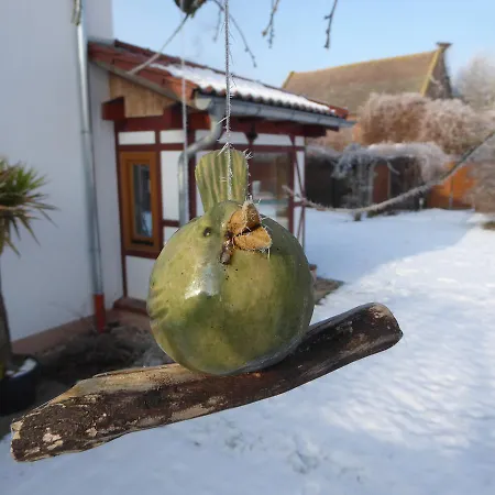Garni&oma's Heuhotel 'pension Zur Galerie' Barby