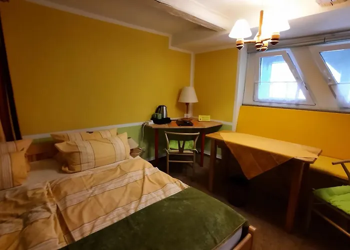 Garni & Oma's Heuhotel 'pension Zur Galerie' Vendégház