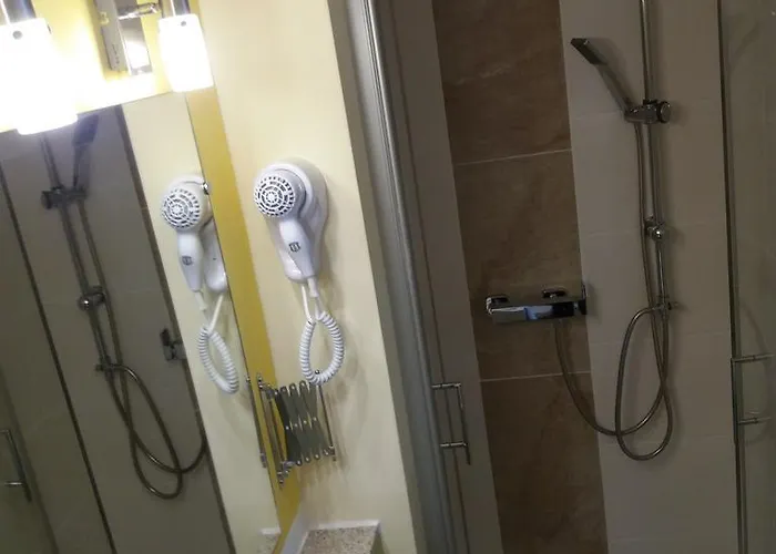 Garni & Oma's Heuhotel 'pension Zur Galerie' Vendégház Barby